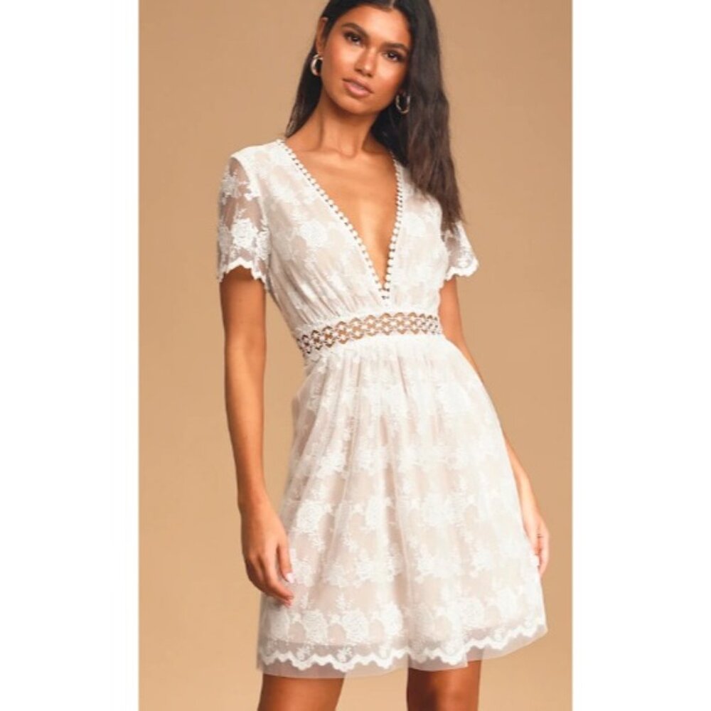 Lulus Magical Love White Lace Short Sleeve Mini‎ Dress Women's.Size Small